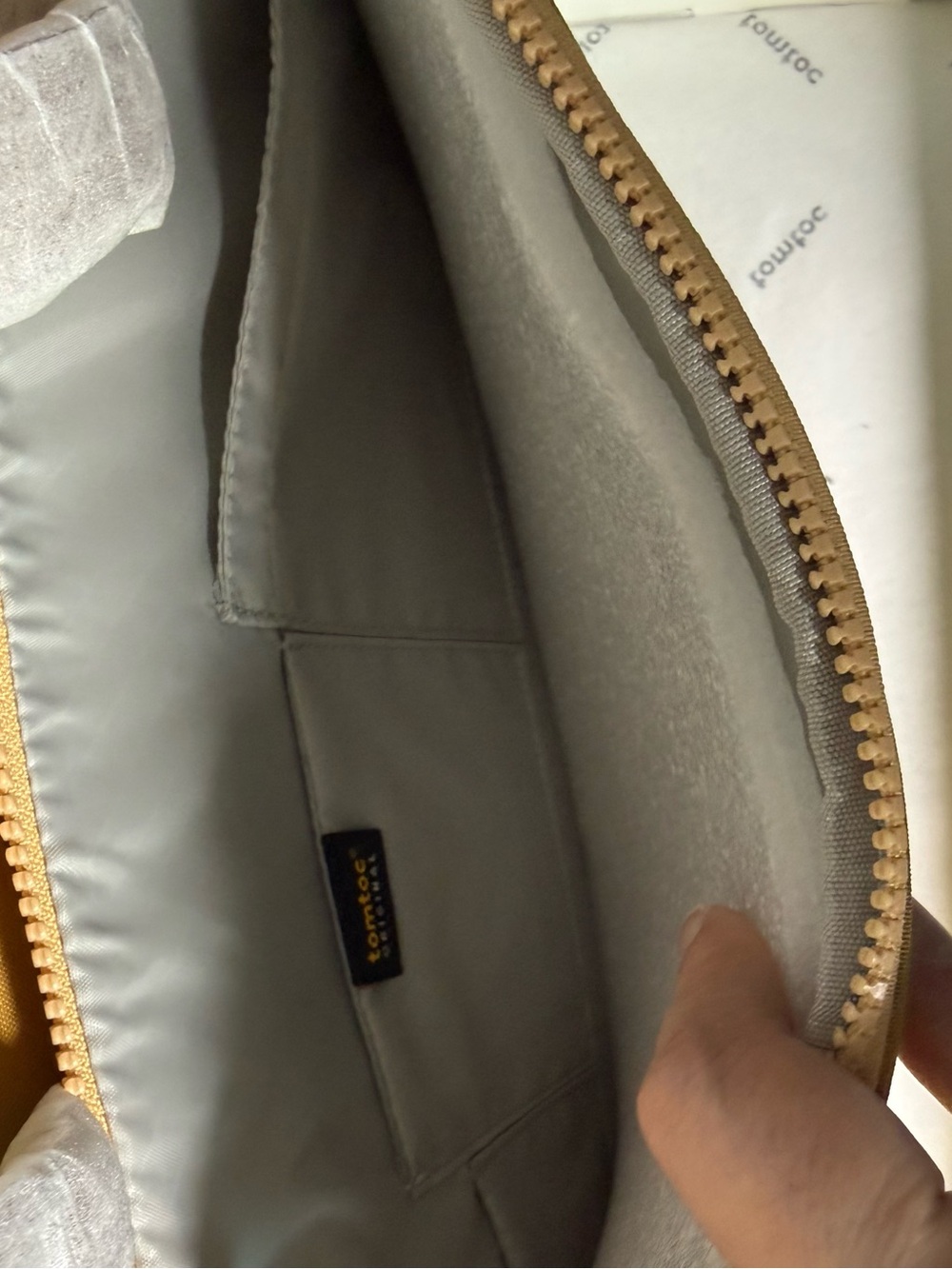 Tomtoc Mustard Yellow Laptop Briefcase - Slim Protective Unisex Bag - Picture 9 of 12